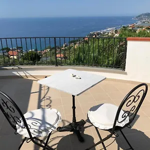 Couette-café La Casa Di Sissi, San Remo